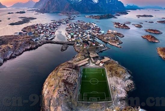 麻豆av天堂一区二区香蕉-麻豆AV跳舞与网络文化，探寻虚拟世界的多样接触